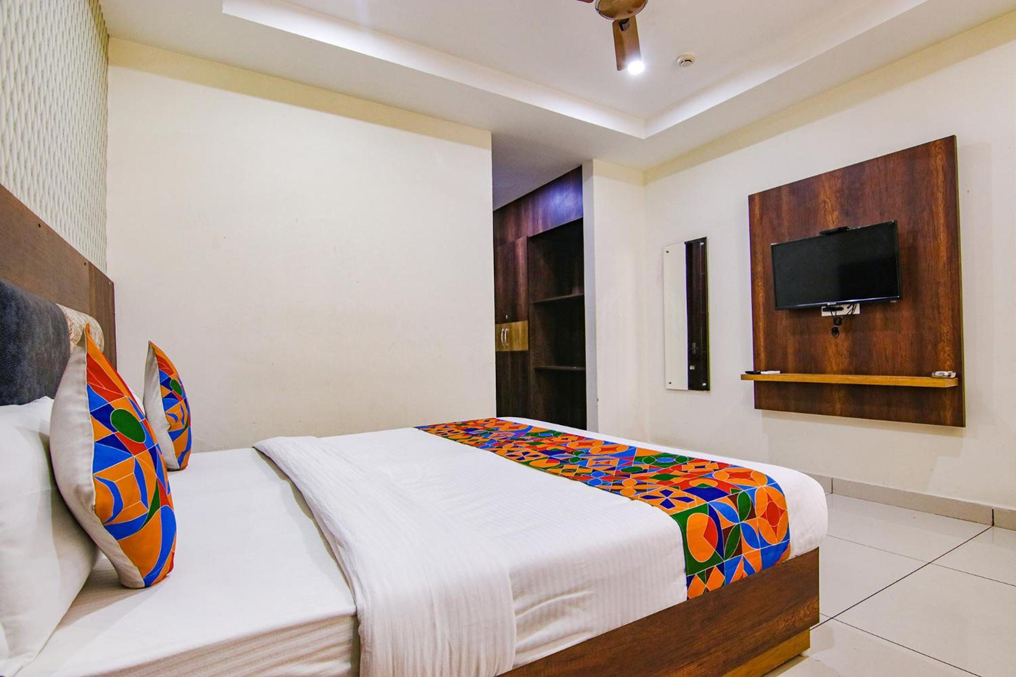 Fabhotel Lime Wood Mohali Luaran gambar