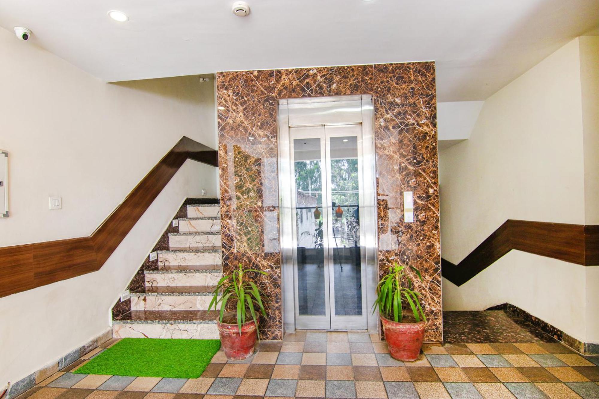 Fabhotel Lime Wood Mohali Luaran gambar