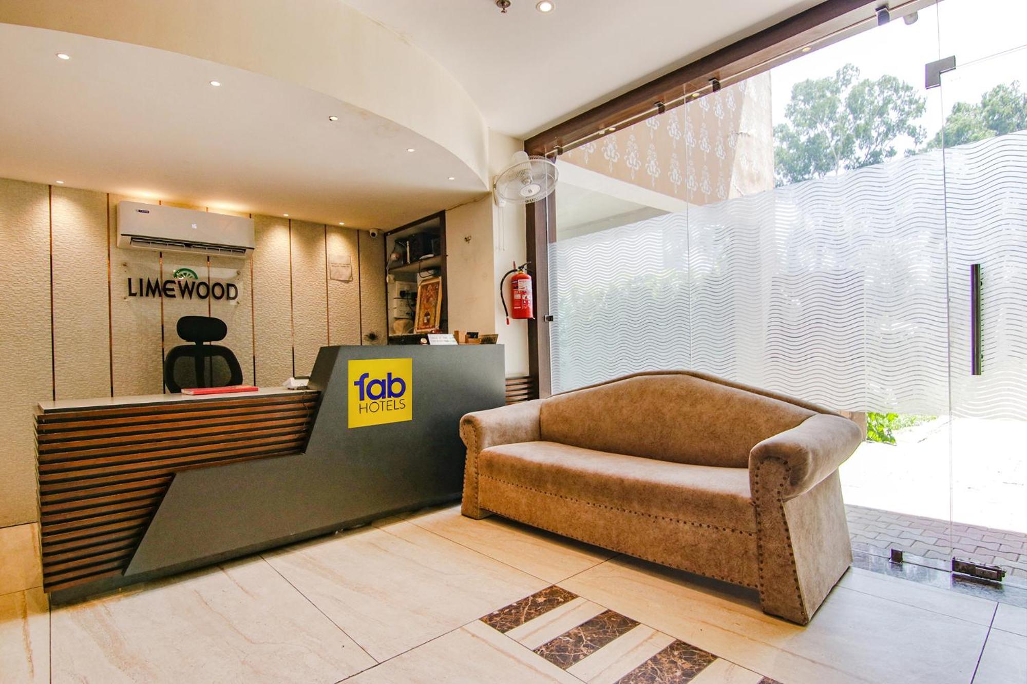 Fabhotel Lime Wood Mohali Luaran gambar
